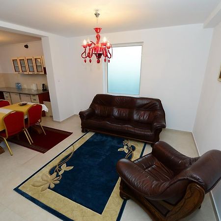 B&B Airport Modlin Nowy Dwor Mazowiecki Bagian luar foto