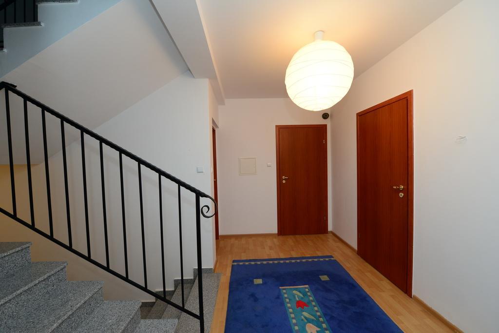 B&B Airport Modlin Nowy Dwor Mazowiecki Ruang foto