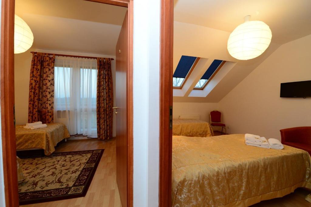 B&B Airport Modlin Nowy Dwor Mazowiecki Ruang foto